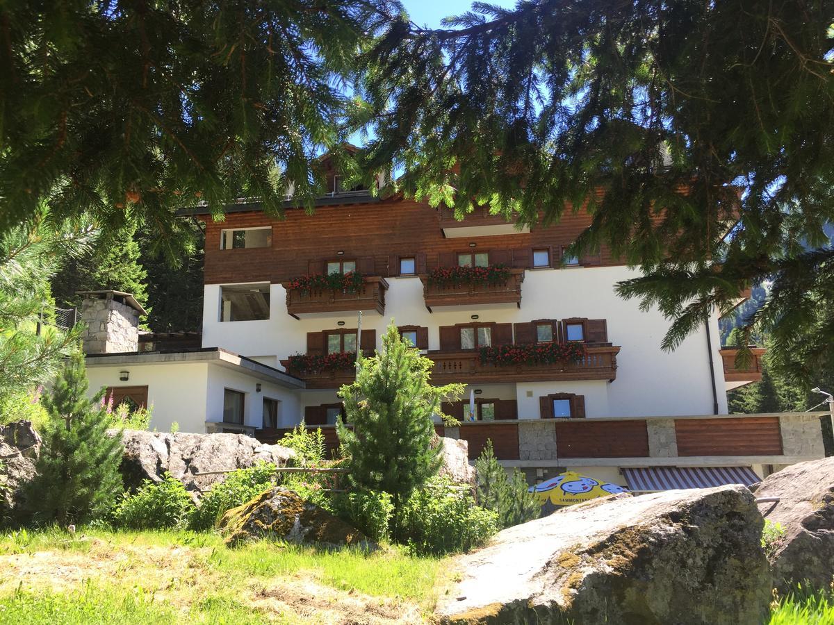 Hotel Gembro Chiesa in Valmalenco Exterior photo
