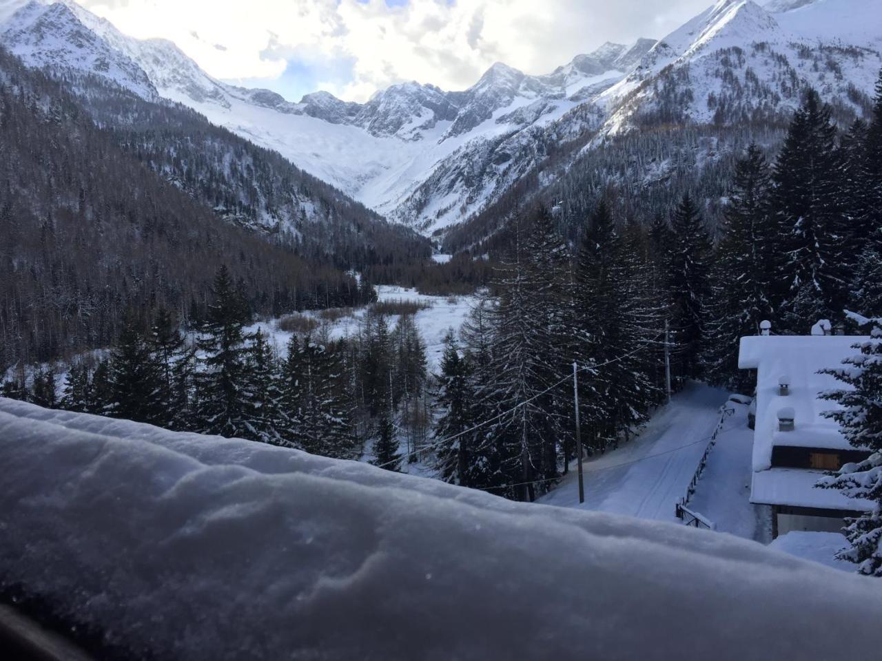 Hotel Gembro Chiesa in Valmalenco Exterior photo