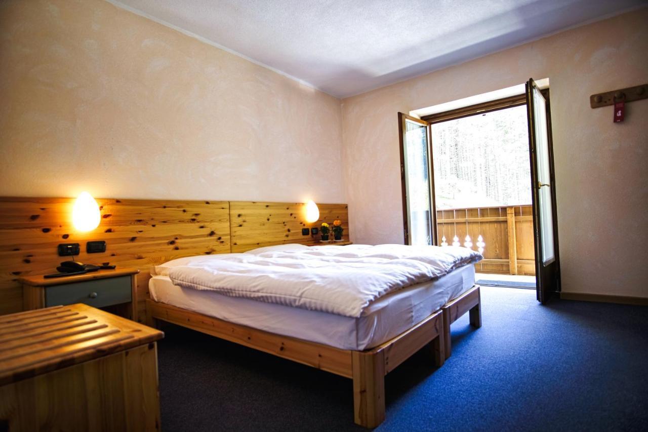 Hotel Gembro Chiesa in Valmalenco Exterior photo